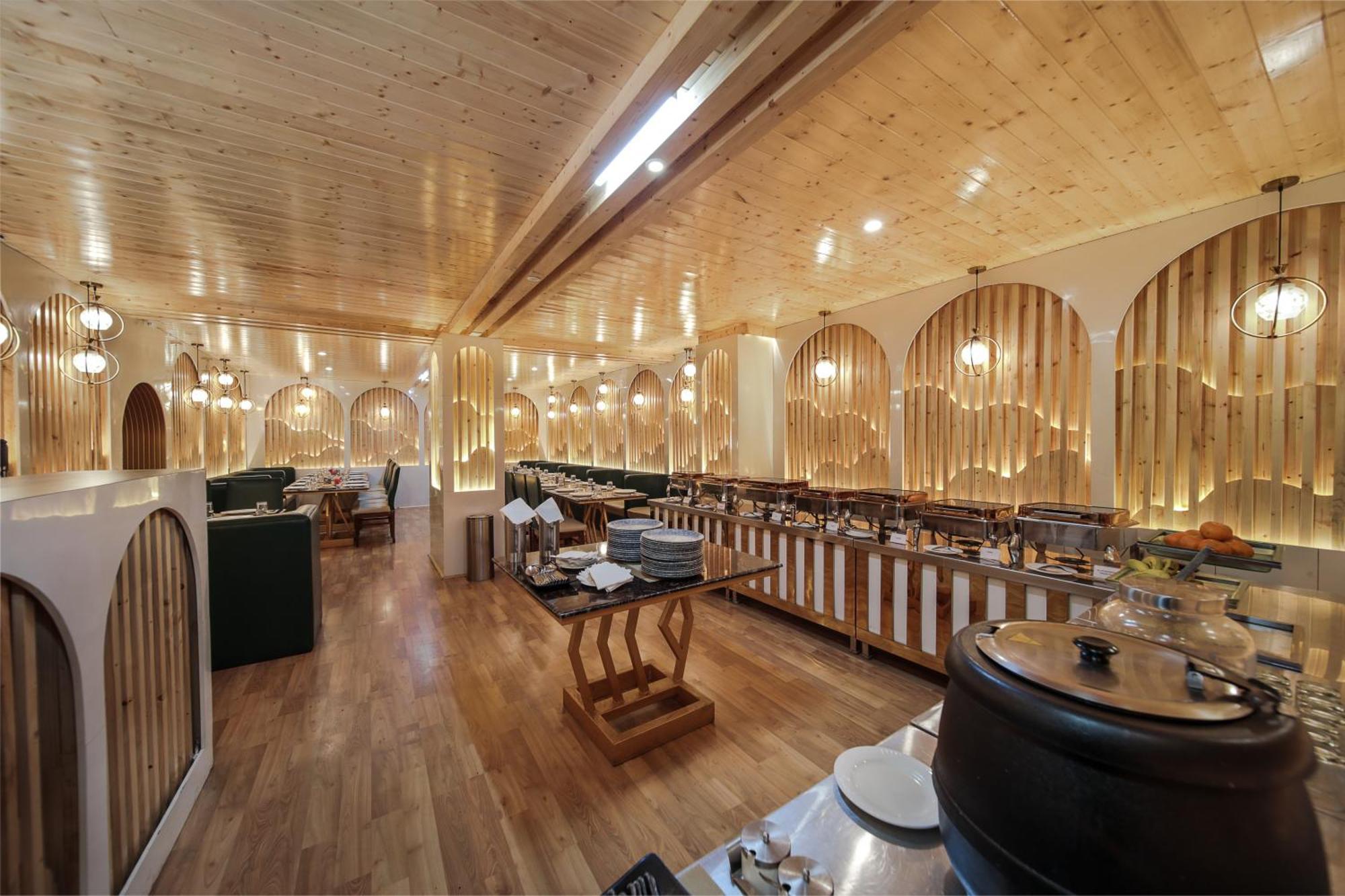 Hill River Resort - Central Heated & Air Cooled - Near Mall Road , Best Property Of Manali 2024- 2025 Екстер'єр фото
