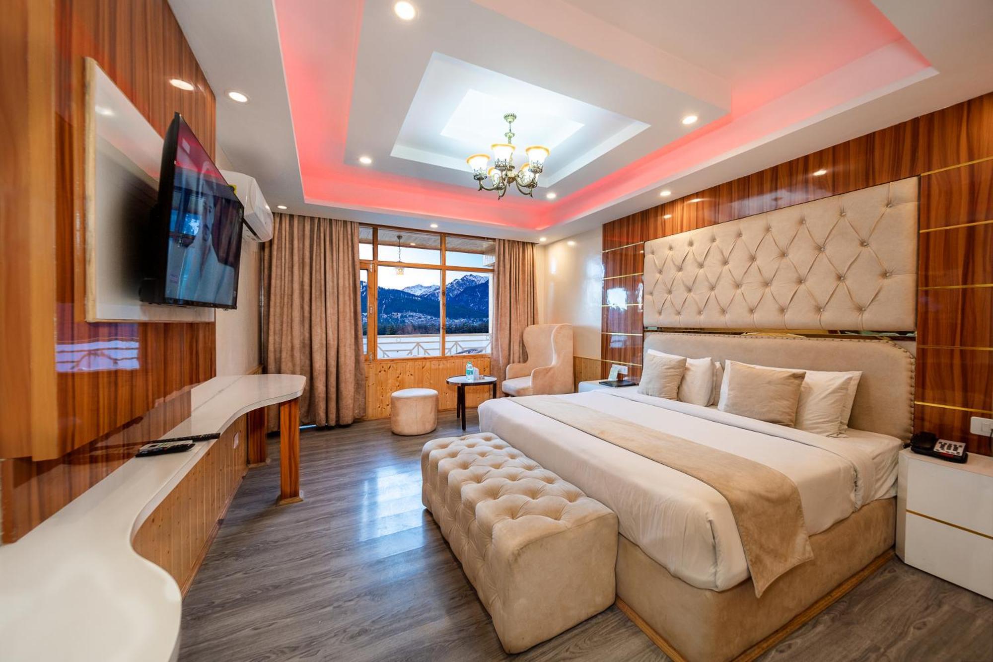 Hill River Resort - Central Heated & Air Cooled - Near Mall Road , Best Property Of Manali 2024- 2025 Екстер'єр фото