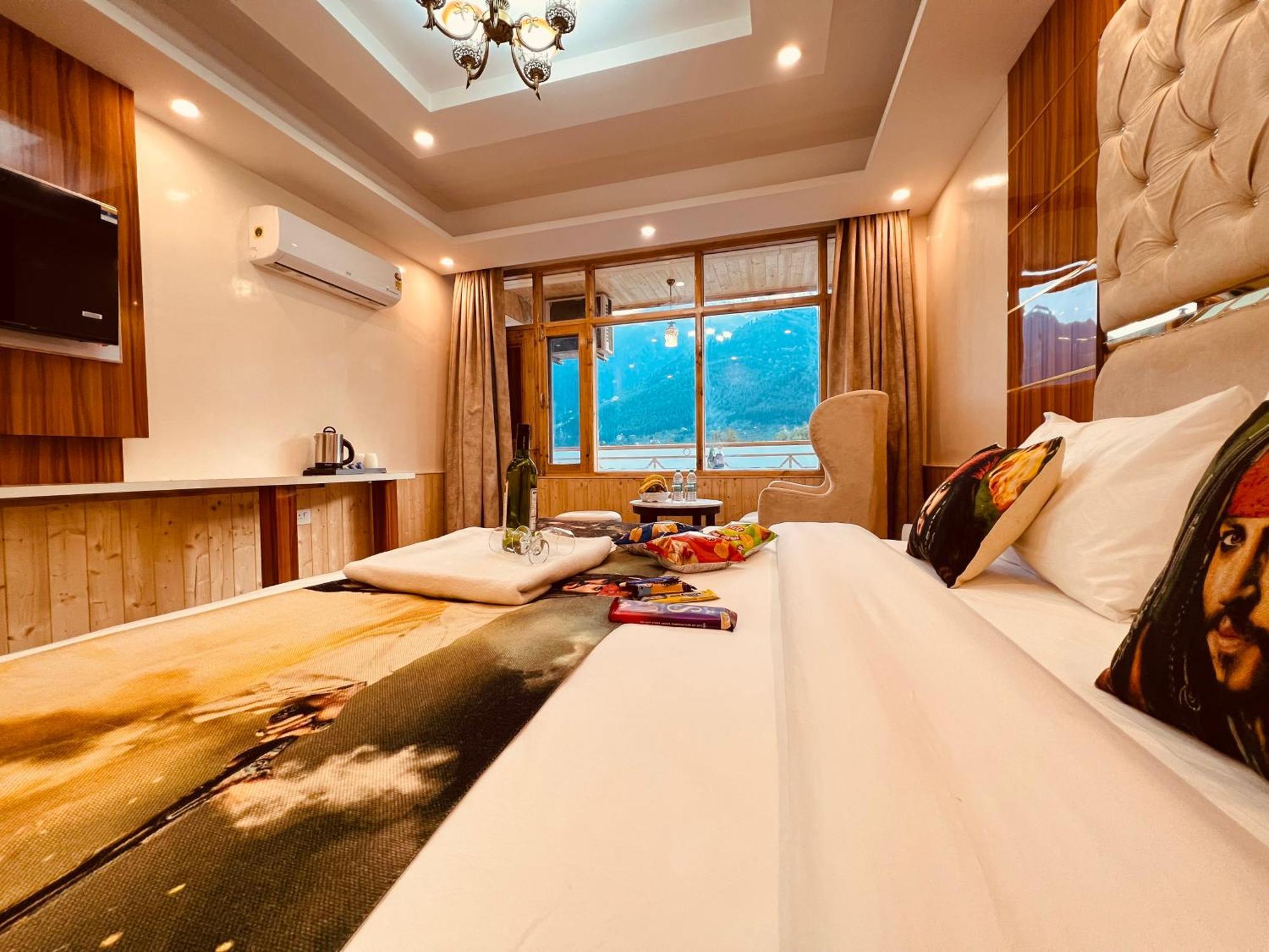 Hill River Resort - Central Heated & Air Cooled - Near Mall Road , Best Property Of Manali 2024- 2025 Екстер'єр фото