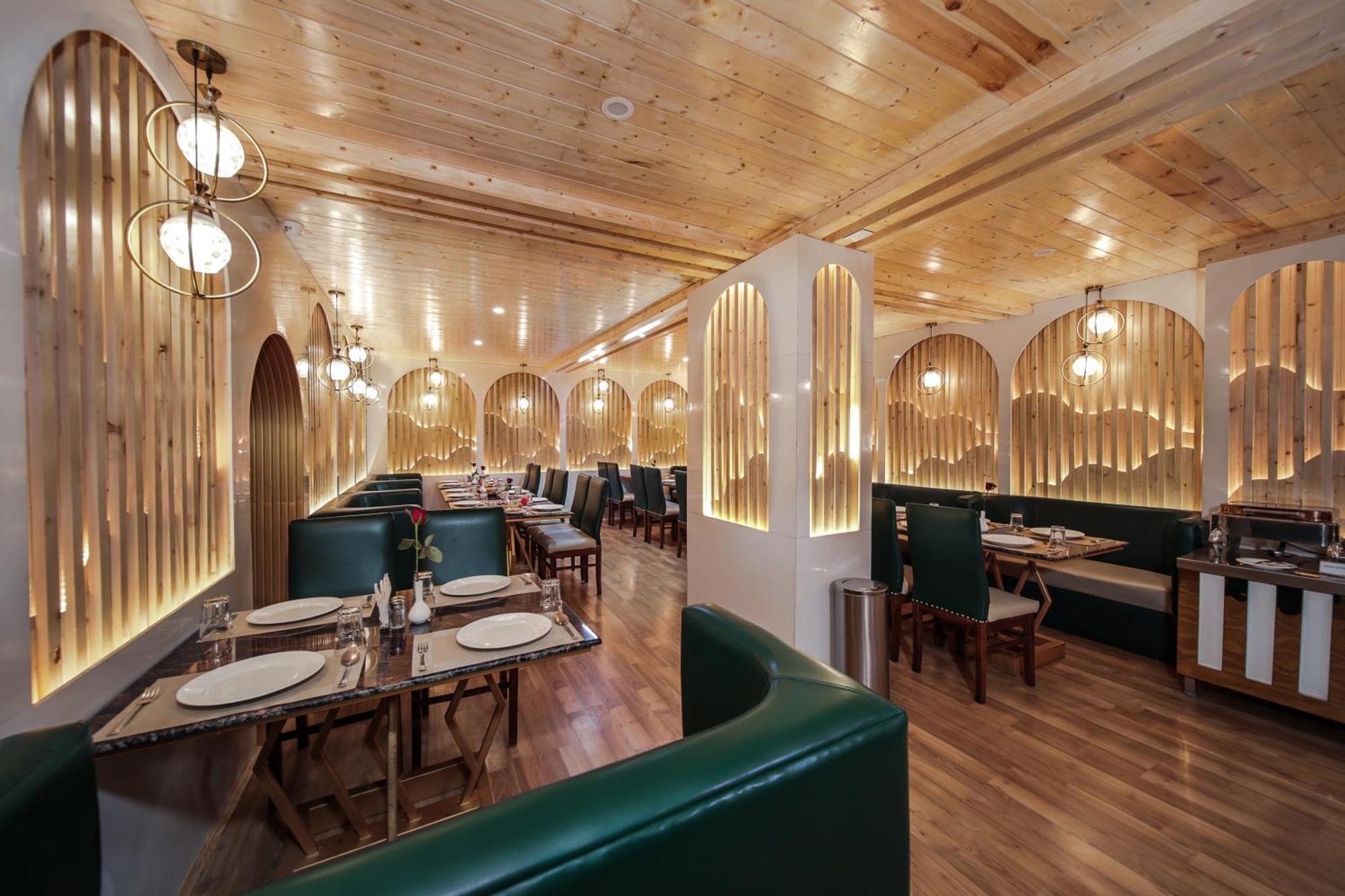 Hill River Resort - Central Heated & Air Cooled - Near Mall Road , Best Property Of Manali 2024- 2025 Екстер'єр фото