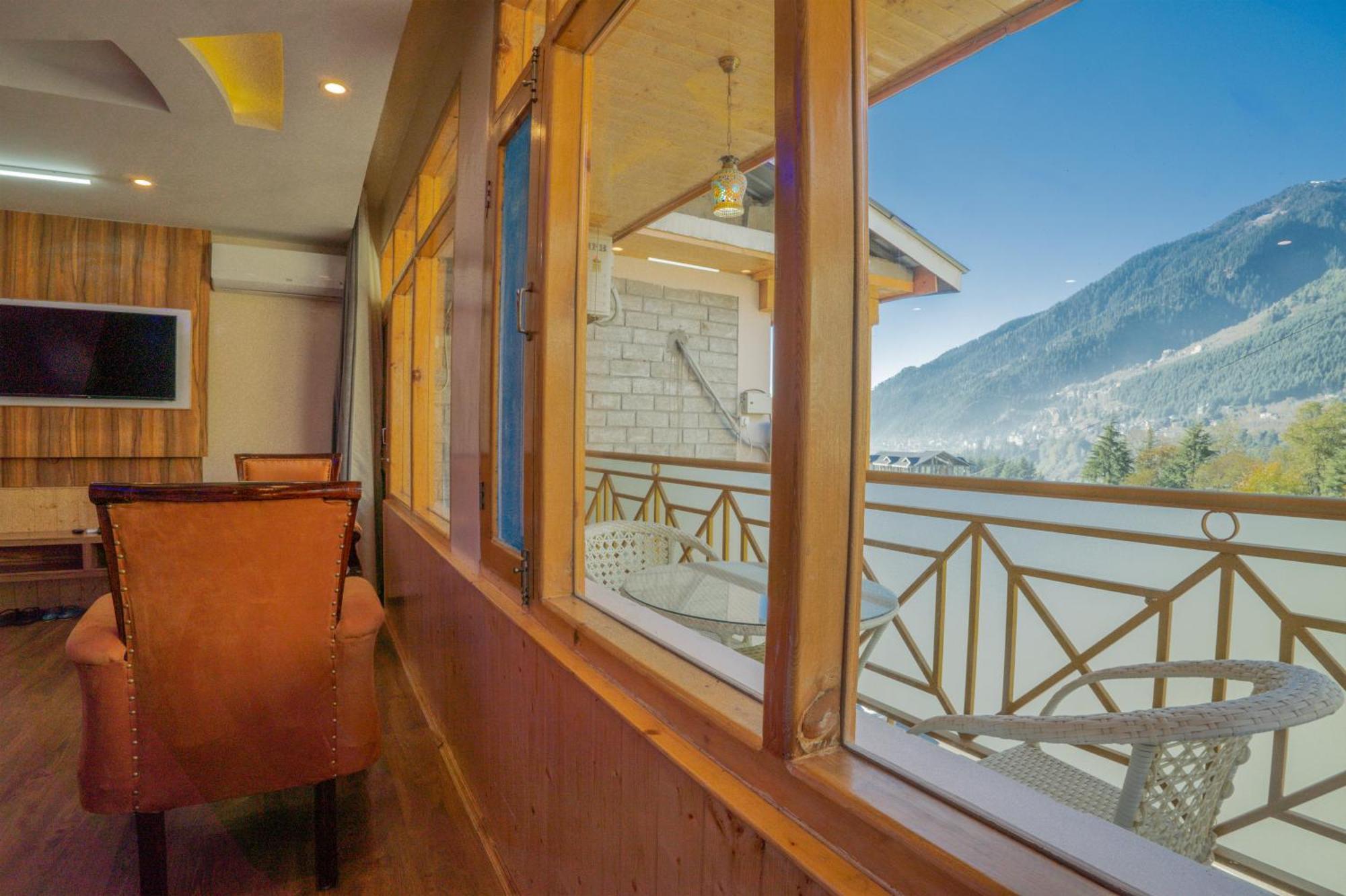 Hill River Resort - Central Heated & Air Cooled - Near Mall Road , Best Property Of Manali 2024- 2025 Екстер'єр фото